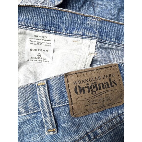 Vintage Wrangler Denim Jean Shorts Light Wash 5-Pocket Style For Men 46 - Picture 3 of 3